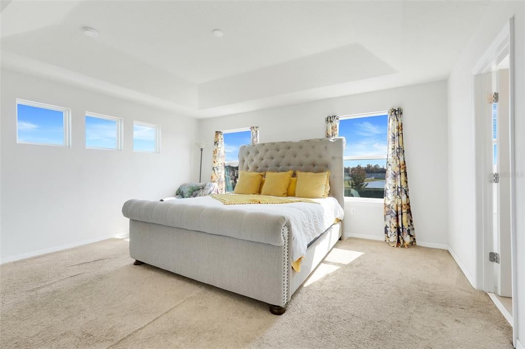 待售: $550,000 (4 贝兹, 3 浴室, 2628 平方英尺)