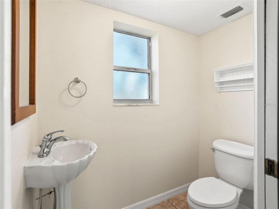 待售: $409,900 (3 贝兹, 2 浴室, 1944 平方英尺)