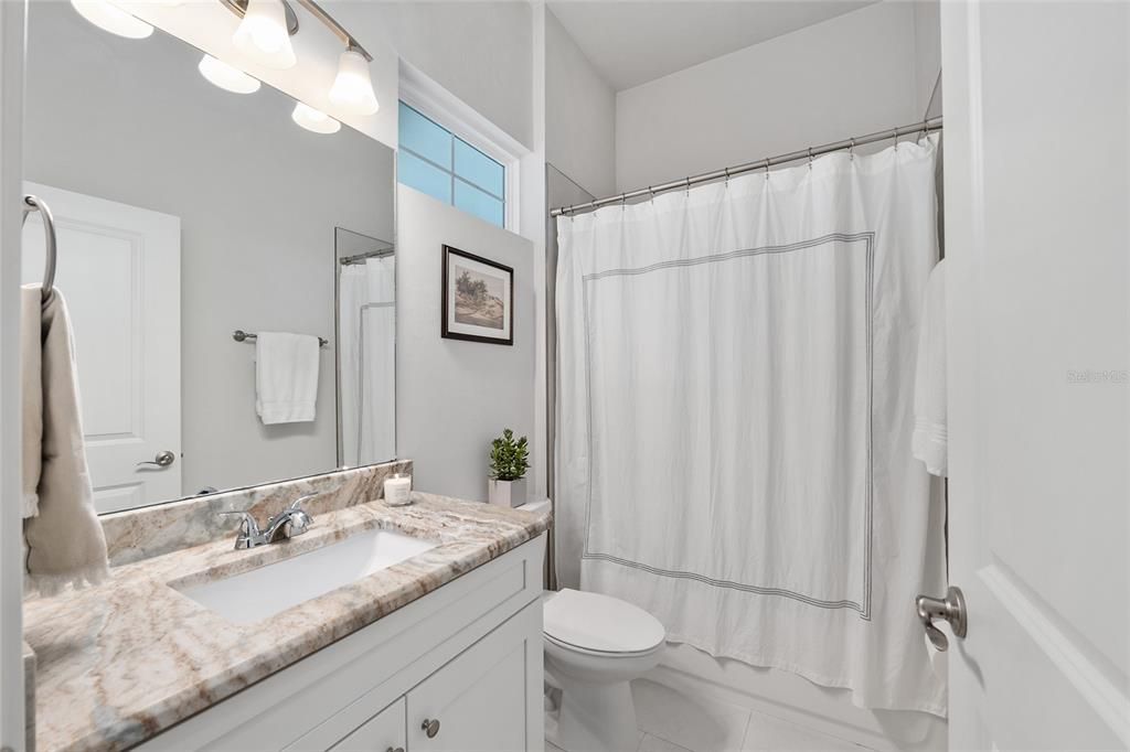 待售: $370,000 (3 贝兹, 2 浴室, 1442 平方英尺)