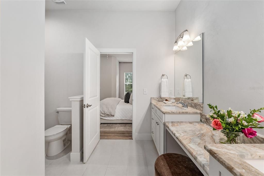 待售: $370,000 (3 贝兹, 2 浴室, 1442 平方英尺)