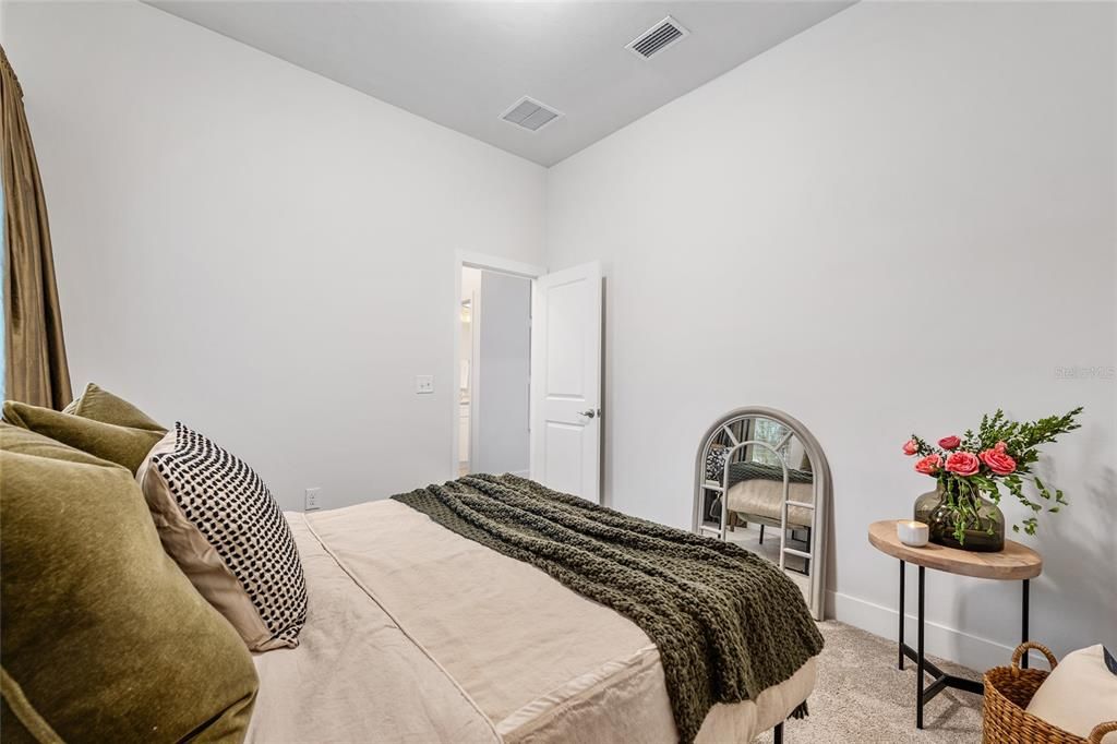 待售: $370,000 (3 贝兹, 2 浴室, 1442 平方英尺)