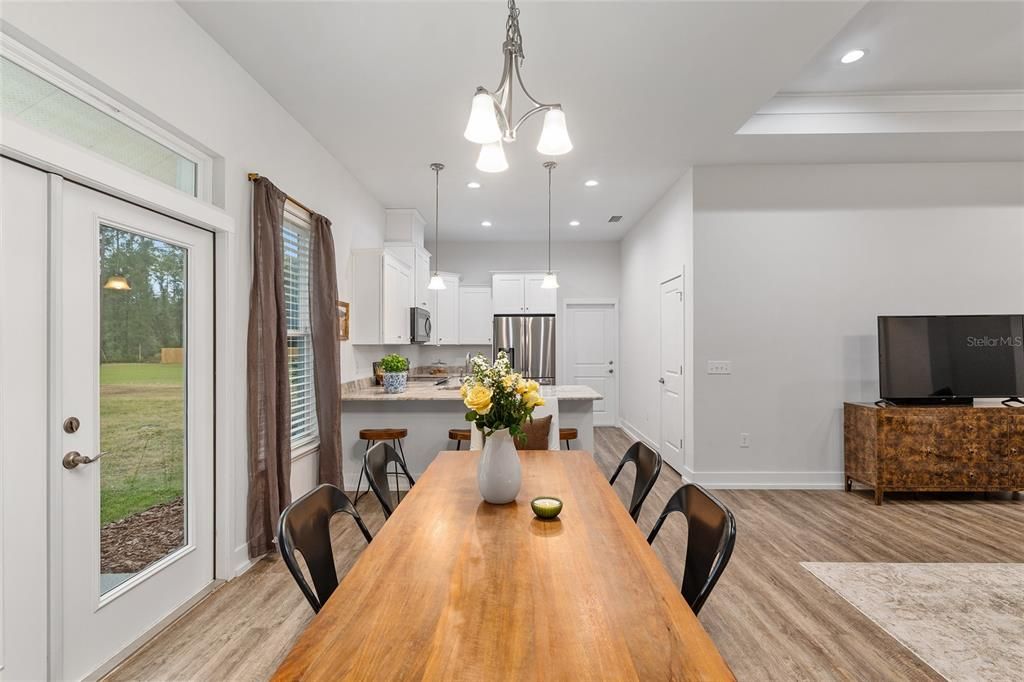 待售: $370,000 (3 贝兹, 2 浴室, 1442 平方英尺)