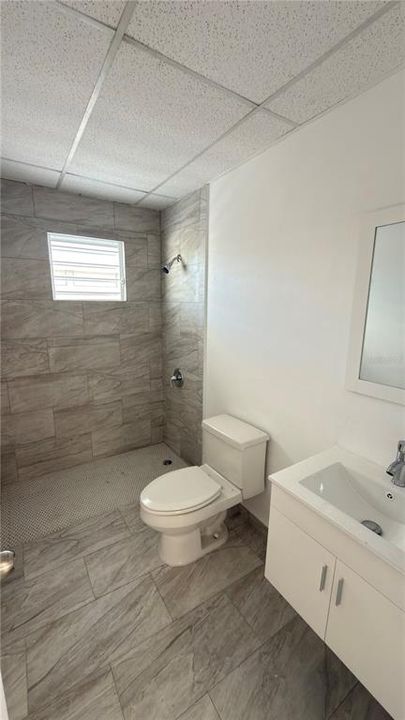 Под контрактом: $275,000 (5 спален, 3 ванн, 2119 Квадратных фут)