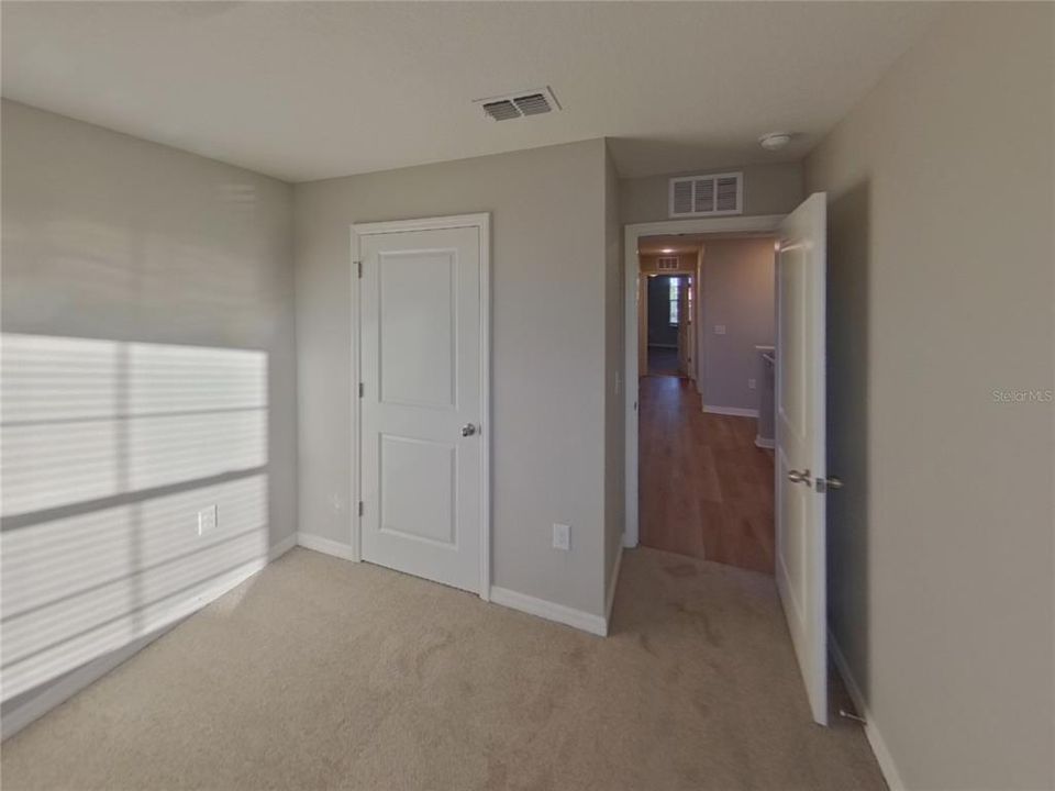 For Rent: $2,289 (4 beds, 2 baths, 2216 Square Feet)