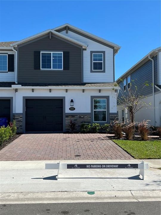 Recently Sold: $349,990 (4 beds, 3 baths, 1769 Square Feet)