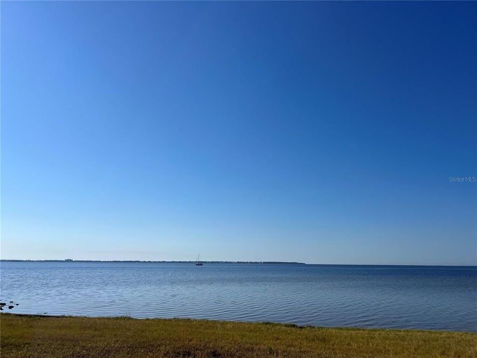 En Venta: $200,000 (2 camas, 2 baños, 2272 Pies cuadrados)