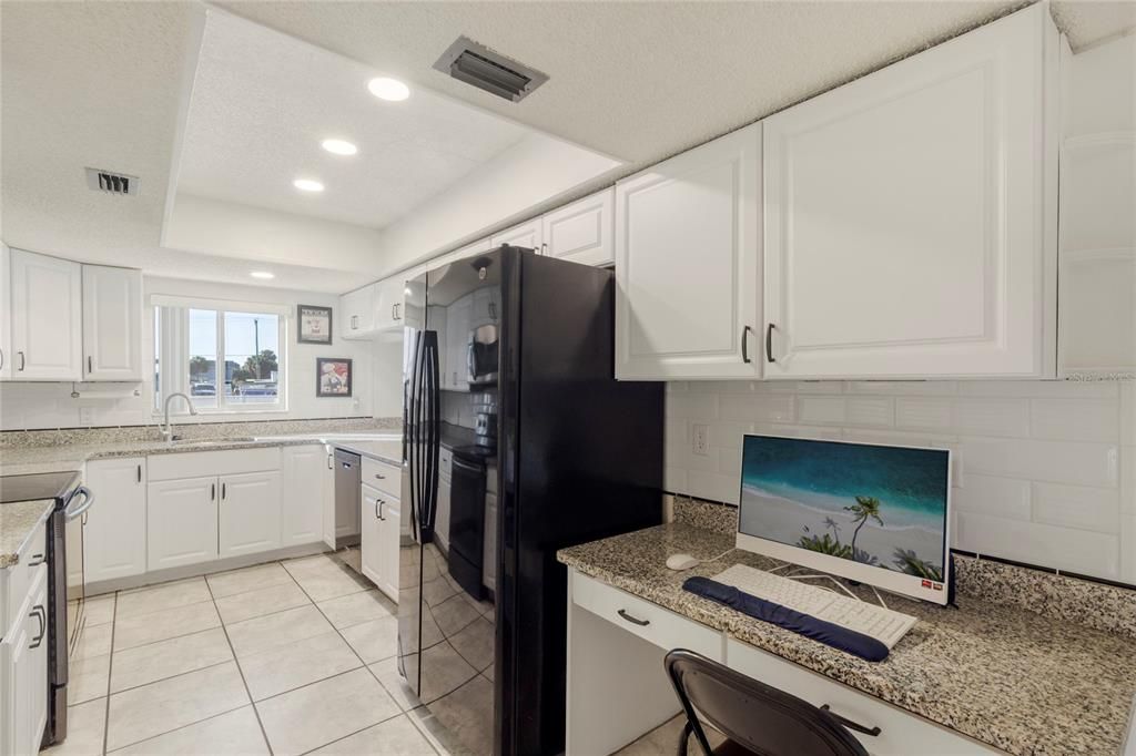 En Venta: $200,000 (2 camas, 2 baños, 2272 Pies cuadrados)