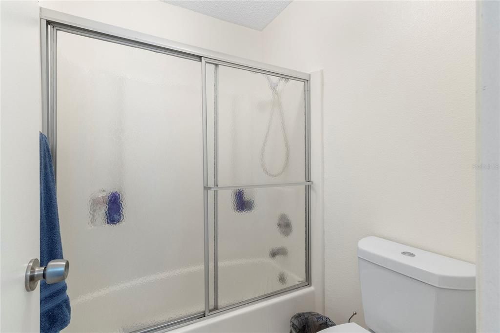 En Venta: $200,000 (2 camas, 2 baños, 2272 Pies cuadrados)