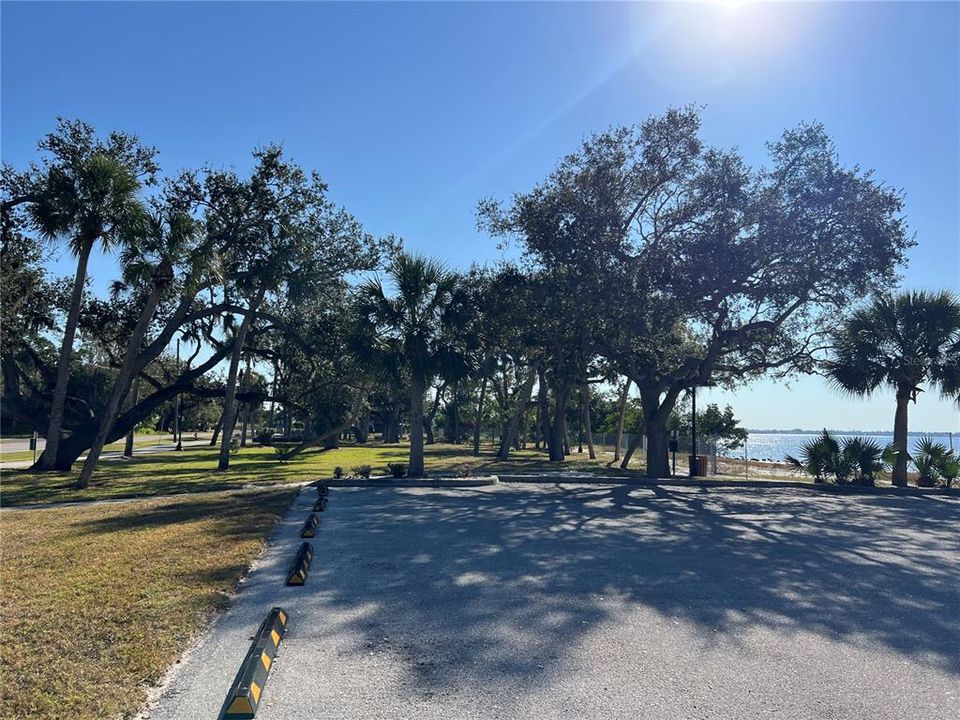 En Venta: $200,000 (2 camas, 2 baños, 2272 Pies cuadrados)