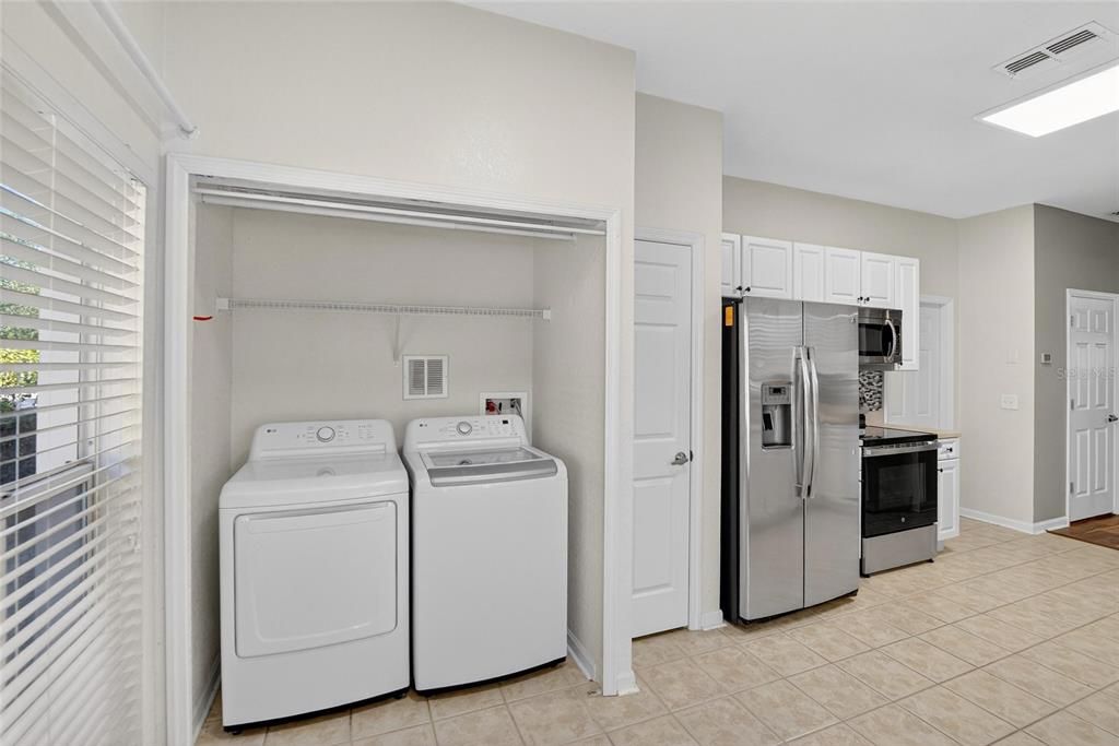 待售: $315,000 (3 贝兹, 2 浴室, 1855 平方英尺)