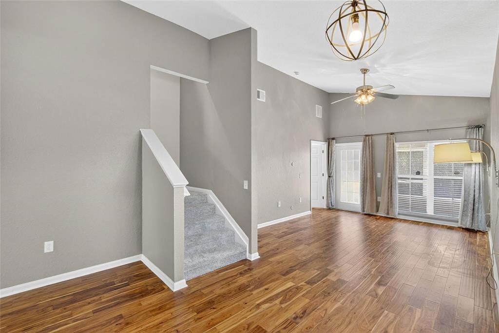 待售: $315,000 (3 贝兹, 2 浴室, 1855 平方英尺)