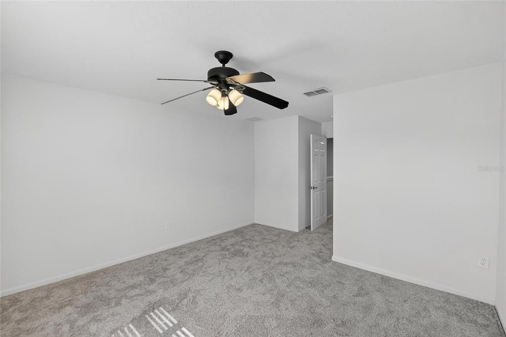 待售: $315,000 (3 贝兹, 2 浴室, 1855 平方英尺)