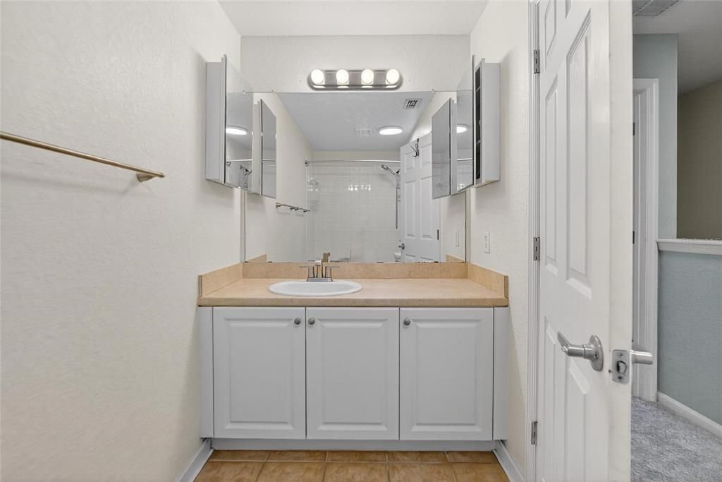 待售: $315,000 (3 贝兹, 2 浴室, 1855 平方英尺)