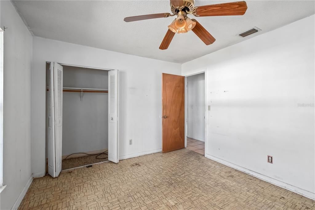 For Sale: $165,000 (4 beds, 2 baths, 2478 Square Feet)