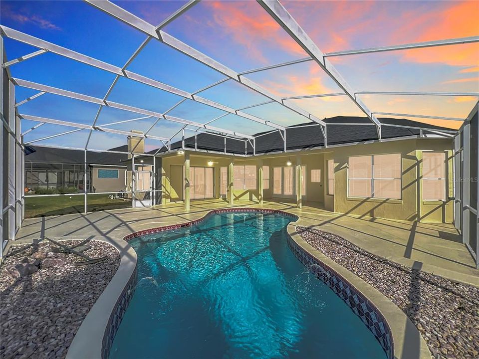 For Sale: $685,000 (4 beds, 3 baths, 2667 Square Feet)