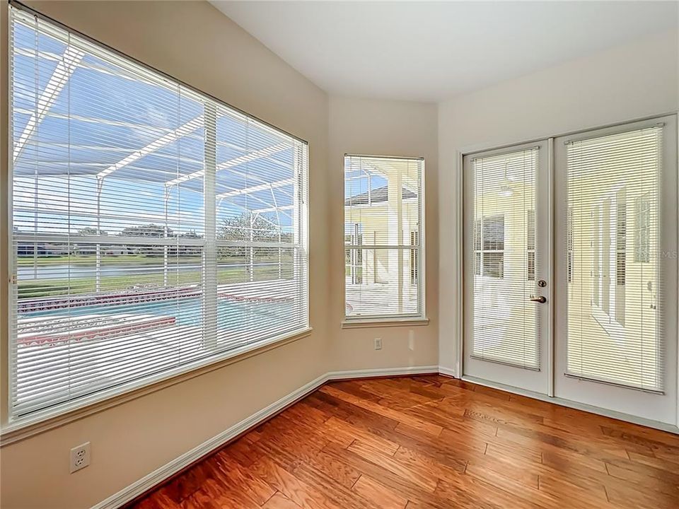 For Sale: $685,000 (4 beds, 3 baths, 2667 Square Feet)