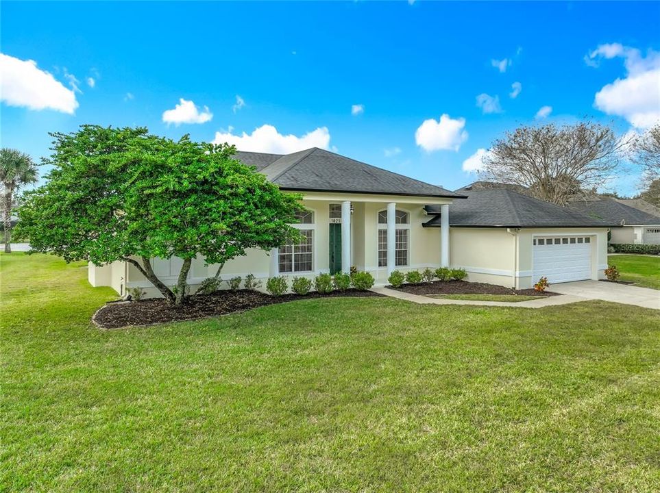 For Sale: $685,000 (4 beds, 3 baths, 2667 Square Feet)