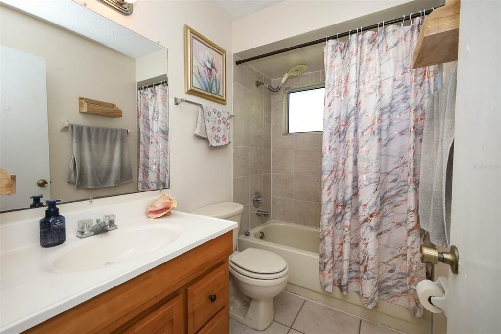 En Venta: $270,000 (2 camas, 2 baños, 1101 Pies cuadrados)