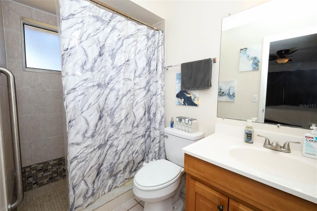 En Venta: $270,000 (2 camas, 2 baños, 1101 Pies cuadrados)