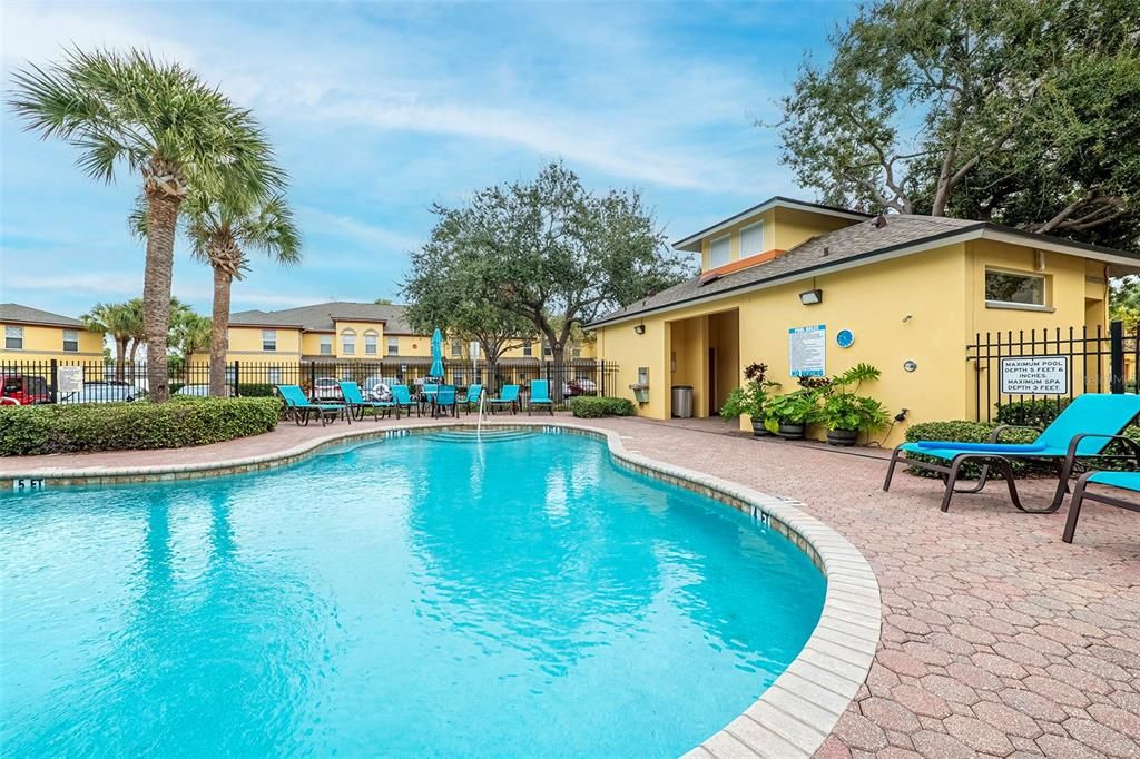 待售: $262,000 (2 贝兹, 2 浴室, 1538 平方英尺)