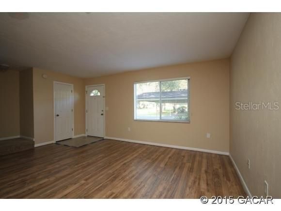 В аренду: $1,550 (3 спален, 2 ванн, 1384 Квадратных фут)