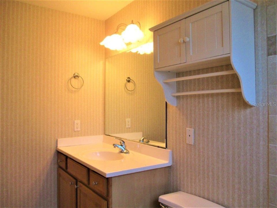 出租: $1,675 (1 贝兹, 1 浴室, 715 平方英尺)