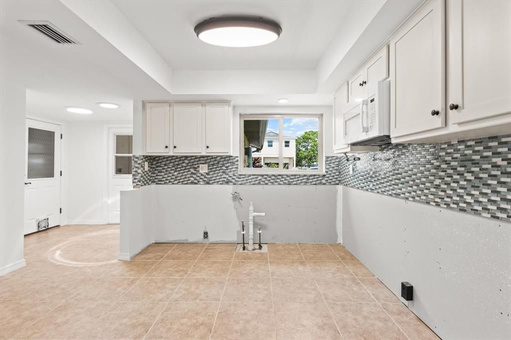 En Venta: $430,000 (2 camas, 2 baños, 1254 Pies cuadrados)