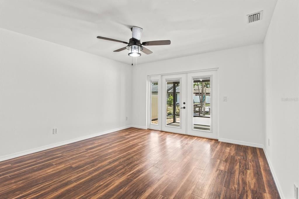 En Venta: $430,000 (2 camas, 2 baños, 1254 Pies cuadrados)