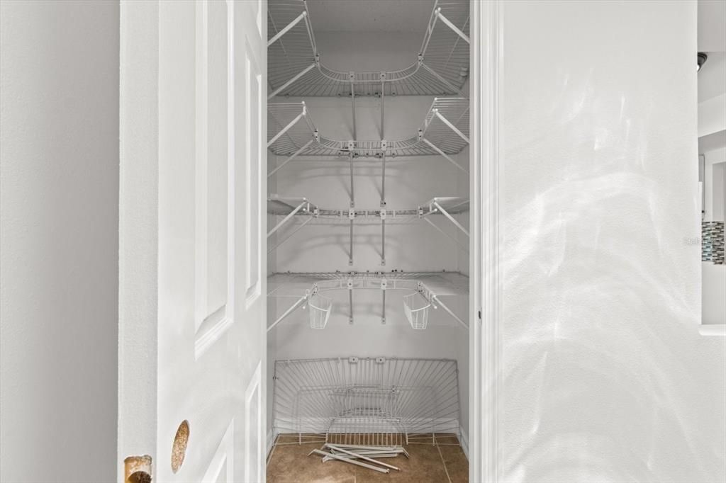 En Venta: $430,000 (2 camas, 2 baños, 1254 Pies cuadrados)