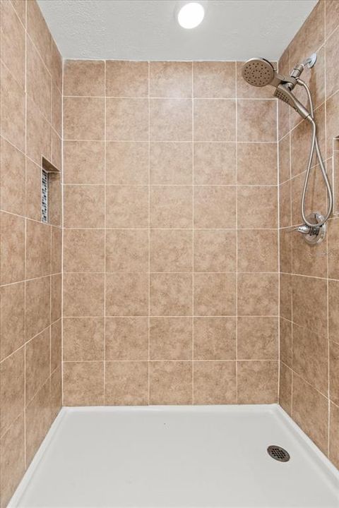 En Venta: $430,000 (2 camas, 2 baños, 1254 Pies cuadrados)