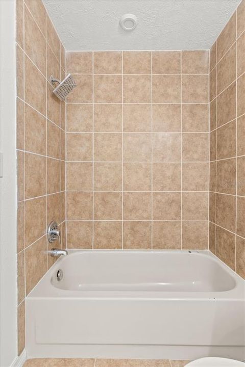 En Venta: $430,000 (2 camas, 2 baños, 1254 Pies cuadrados)