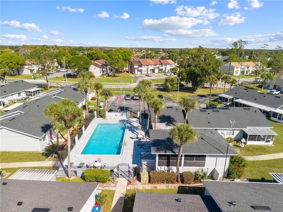 Active With Contract: $155,000 (1 beds, 1 baths, 595 Square Feet)