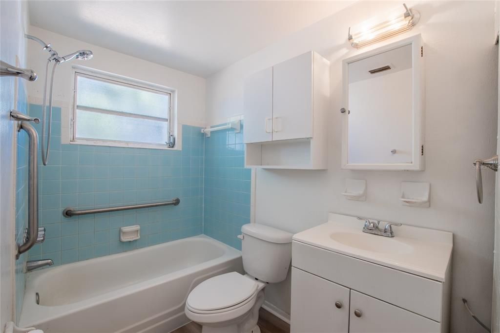 En Venta: $240,000 (2 camas, 1 baños, 672 Pies cuadrados)