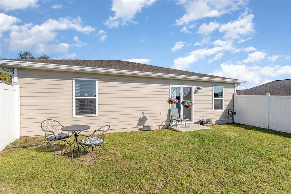 En Venta: $318,000 (4 camas, 2 baños, 1398 Pies cuadrados)