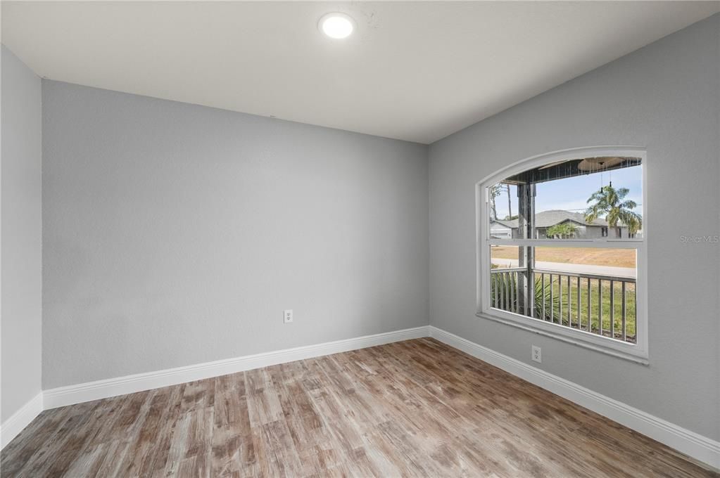 待售: $399,990 (3 贝兹, 2 浴室, 2035 平方英尺)