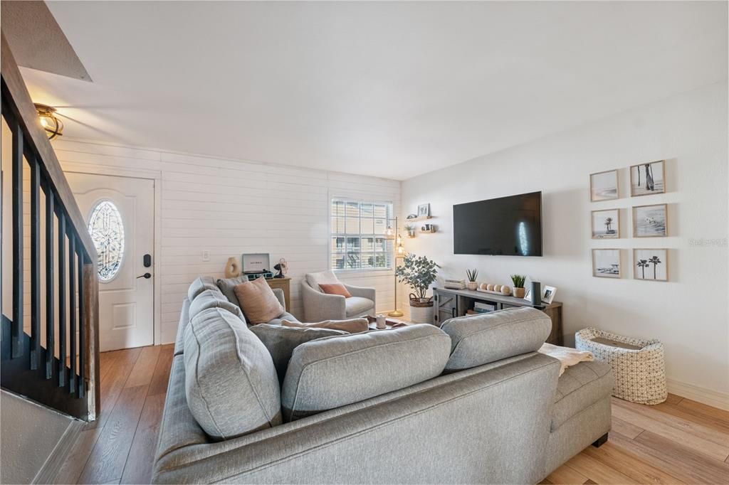 В аренду: $2,500 (2 спален, 2 ванн, 1190 Квадратных фут)