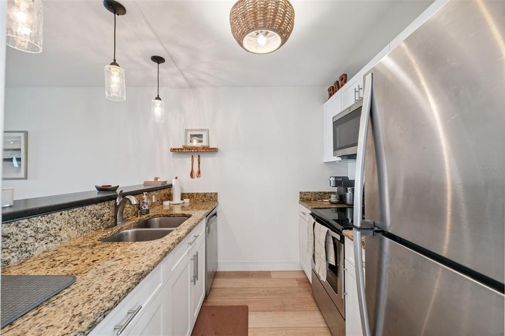 В аренду: $2,500 (2 спален, 2 ванн, 1190 Квадратных фут)