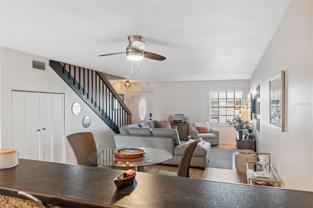 В аренду: $2,500 (2 спален, 2 ванн, 1190 Квадратных фут)