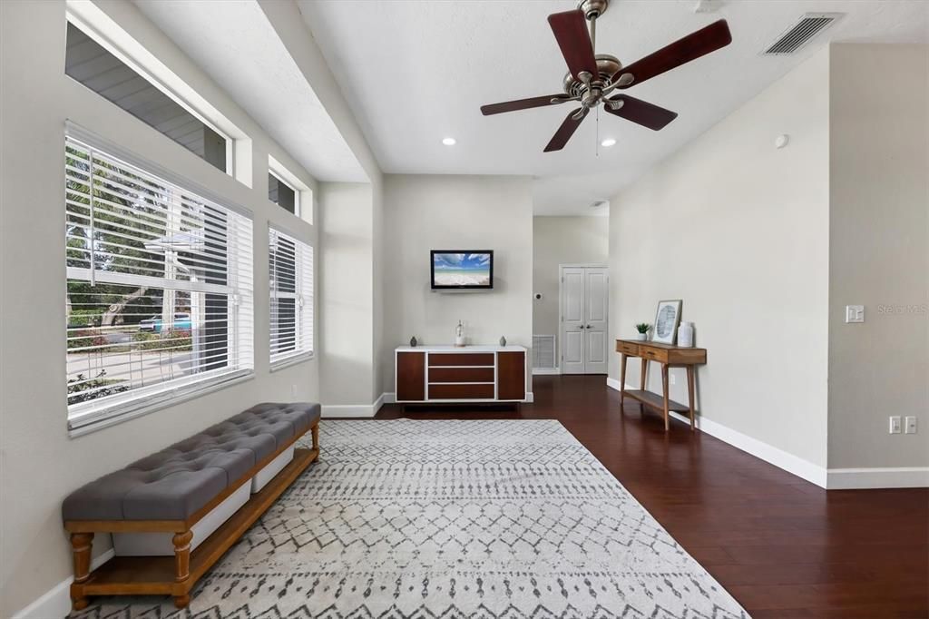Active With Contract: $489,000 (3 beds, 2 baths, 1775 Square Feet)