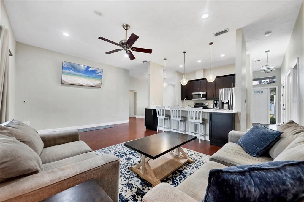 Active With Contract: $489,000 (3 beds, 2 baths, 1775 Square Feet)