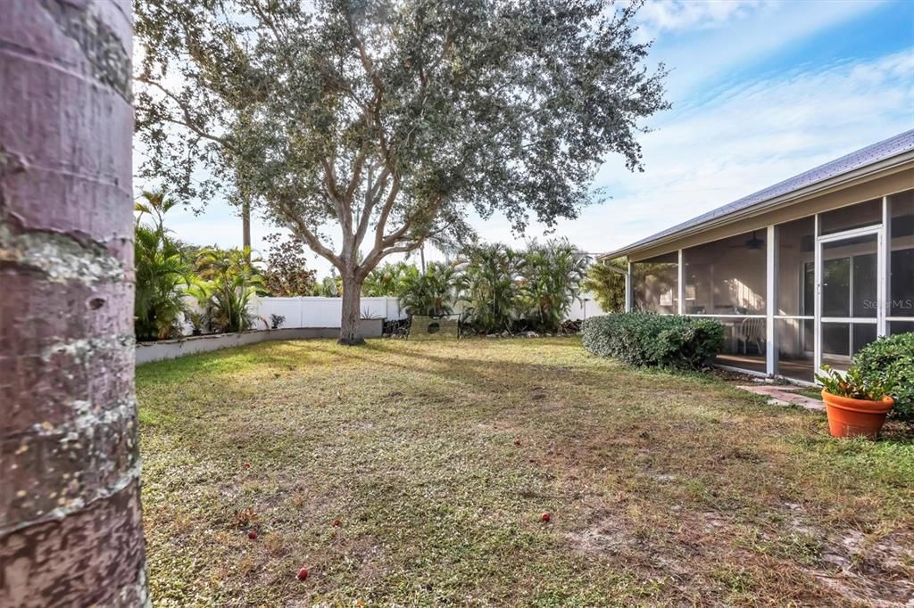 Active With Contract: $489,000 (3 beds, 2 baths, 1775 Square Feet)