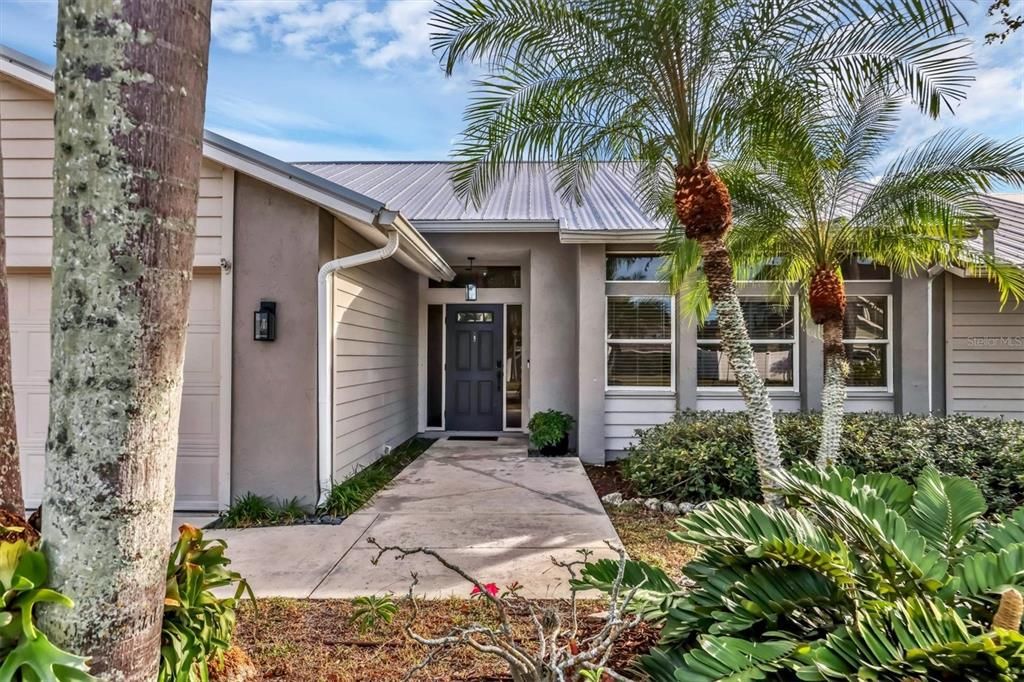 Active With Contract: $489,000 (3 beds, 2 baths, 1775 Square Feet)