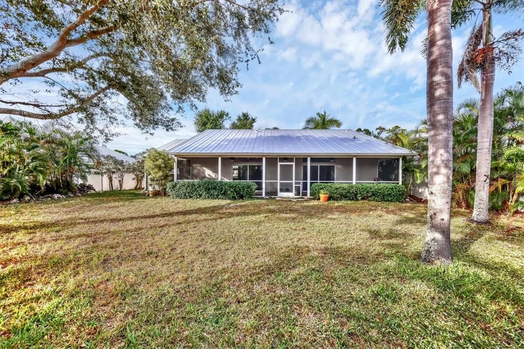 Active With Contract: $489,000 (3 beds, 2 baths, 1775 Square Feet)