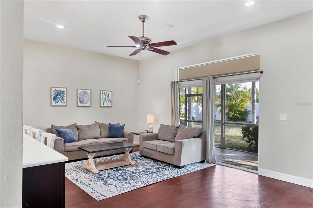 Active With Contract: $489,000 (3 beds, 2 baths, 1775 Square Feet)