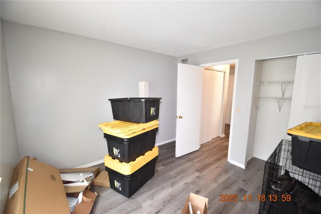 Activo con contrato: $129,900 (2 camas, 2 baños, 918 Pies cuadrados)