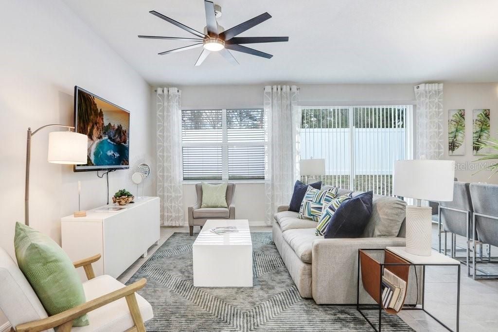 En Venta: $362,650 (4 camas, 3 baños, 2121 Pies cuadrados)