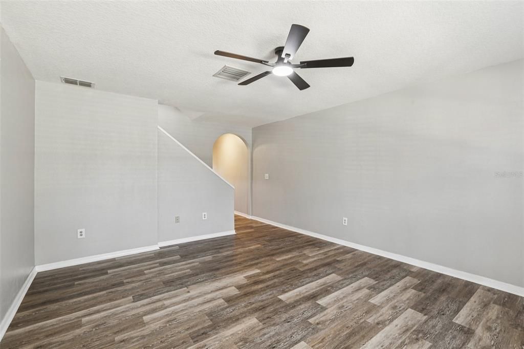 En Venta: $254,000 (2 camas, 2 baños, 1496 Pies cuadrados)