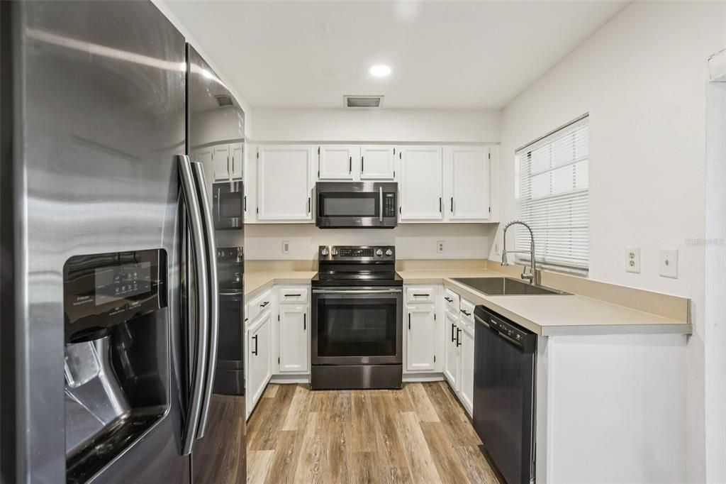 En Venta: $254,000 (2 camas, 2 baños, 1496 Pies cuadrados)