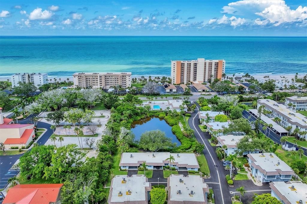 For Sale: $335,000 (2 beds, 2 baths, 1278 Square Feet)