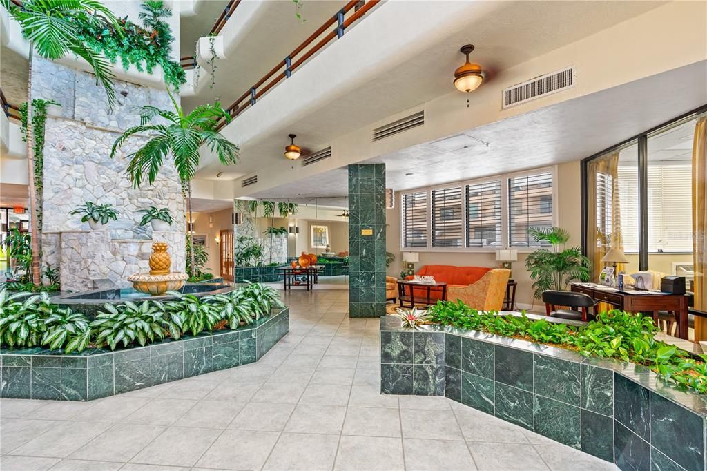 На продажу: $324,900 (2 спален, 2 ванн, 1088 Квадратных фут)